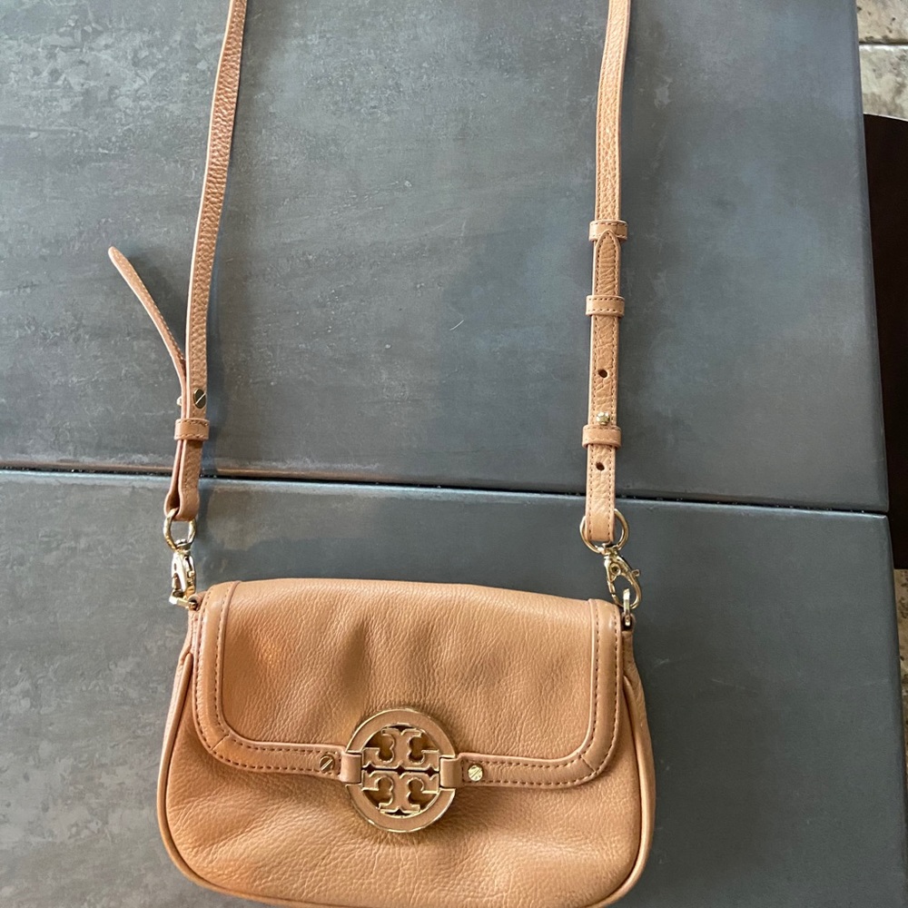 Tory burch Amanda crossbody tan